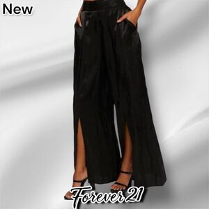 New NWT Womens Forever 21 Satin Split-Hem Palazzo Pants Black - XS